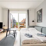 Apartment By Nestico