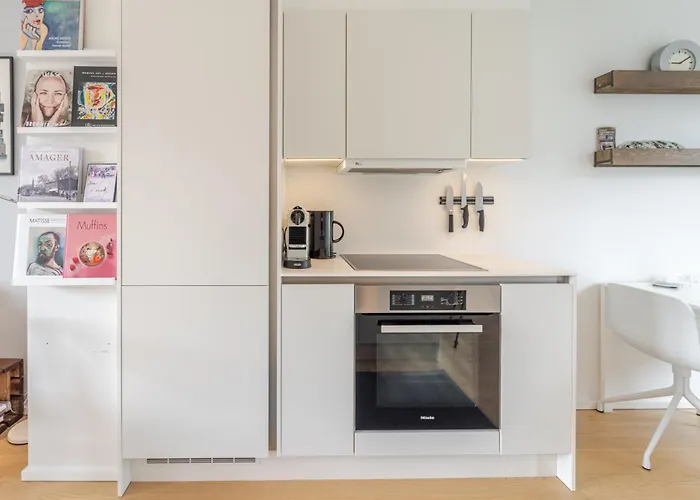 By Nestico * Kopenhaga